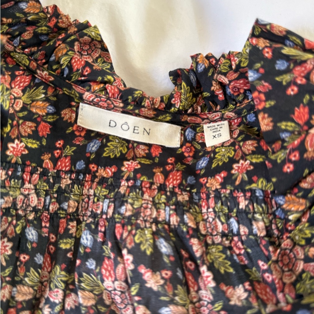 DÔEN Floral Ruffle Blouse - Picture 2 of 3